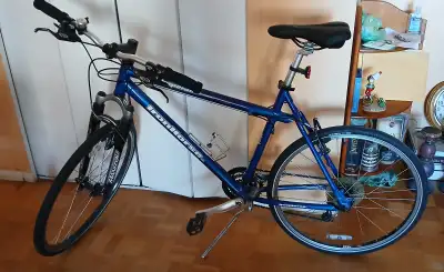2002 Iron Horse Desperado Trail/Mountain Bike, View more
