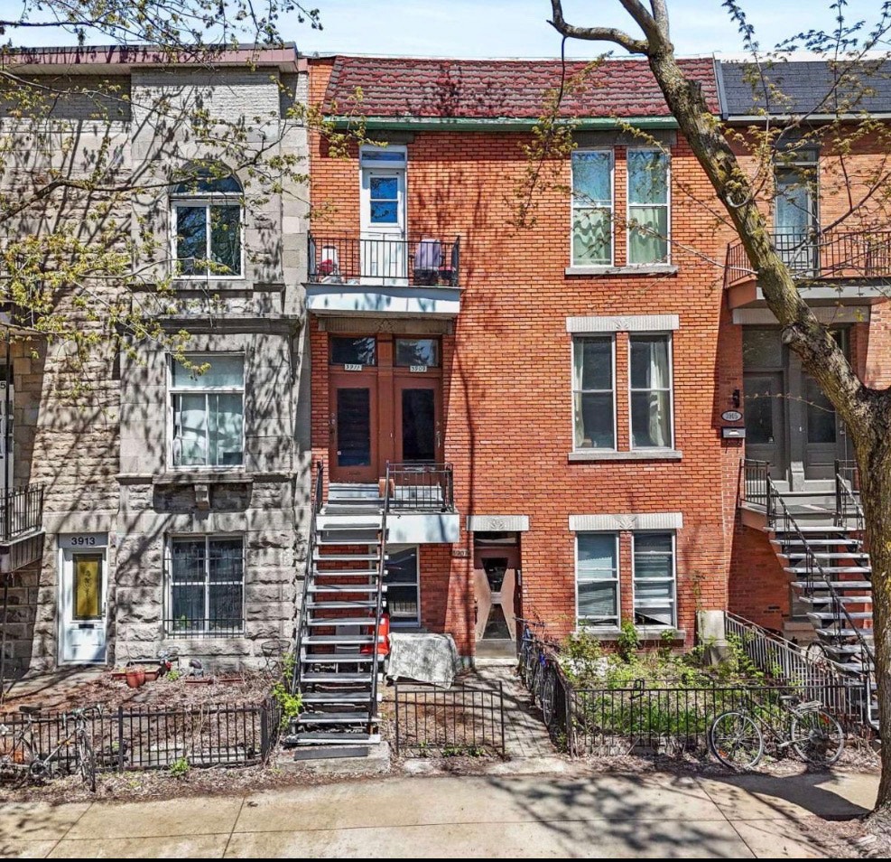 3909 Rue Berri — photo 1