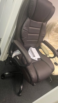 Luxury massage office chair with very thick cushions  Markham / York Region Toronto (GTA) Preview