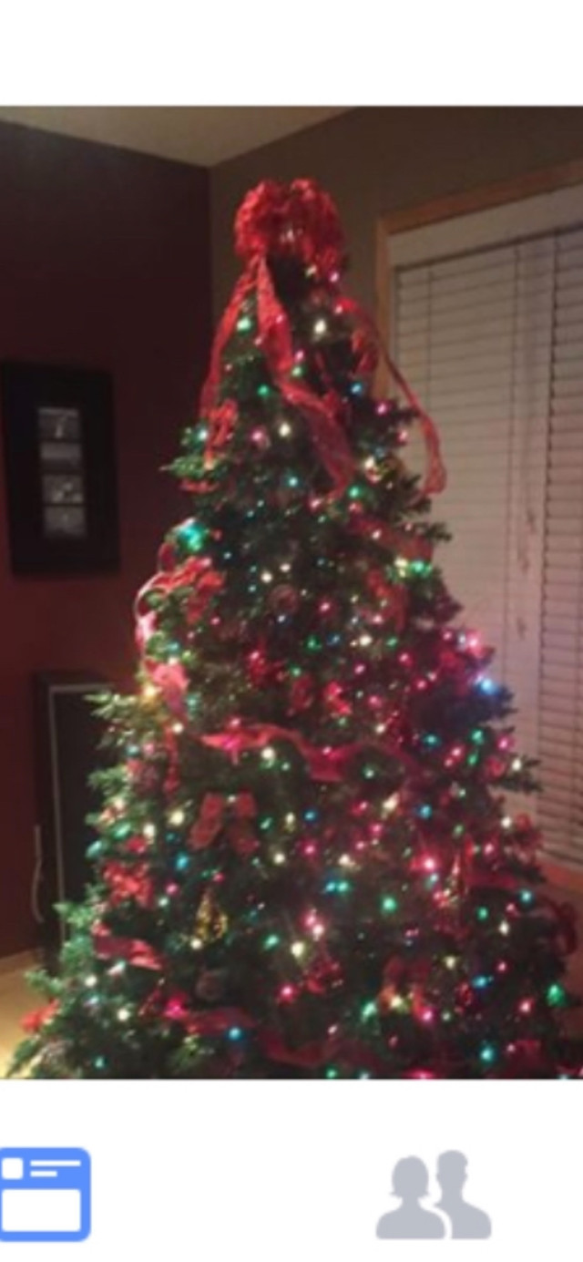 Martha Stewart Revolving/turning Christmas Tree  in Holiday, Event & Seasonal in Regina