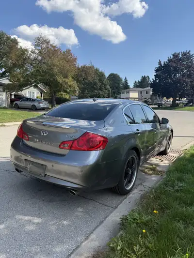 Looking for a fun, reliable, luxurious V6 to drive for a good price? Look no further, welcome to the...