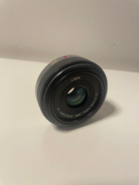 Panasonic H-H020 Lumix G 20mm Pancake Lens