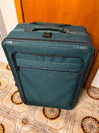 Atlantic Luggage, 2-wheel, Large, Green