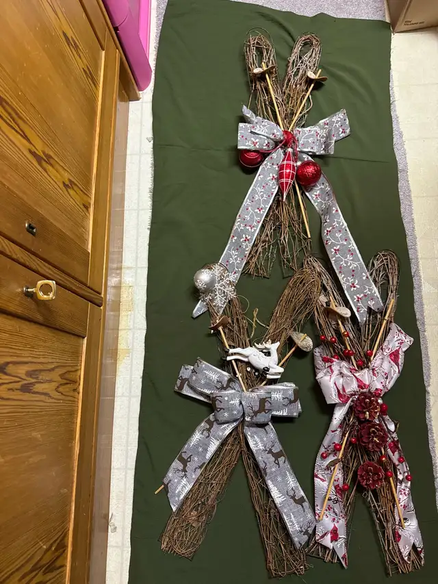 Christmas Stick Decoration in Holiday, Event & Seasonal in Calgary - Image 2