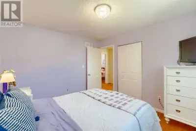 Available Right Away Room Available for a Boy in Sharing. 1 Boy already Living in the room currently...