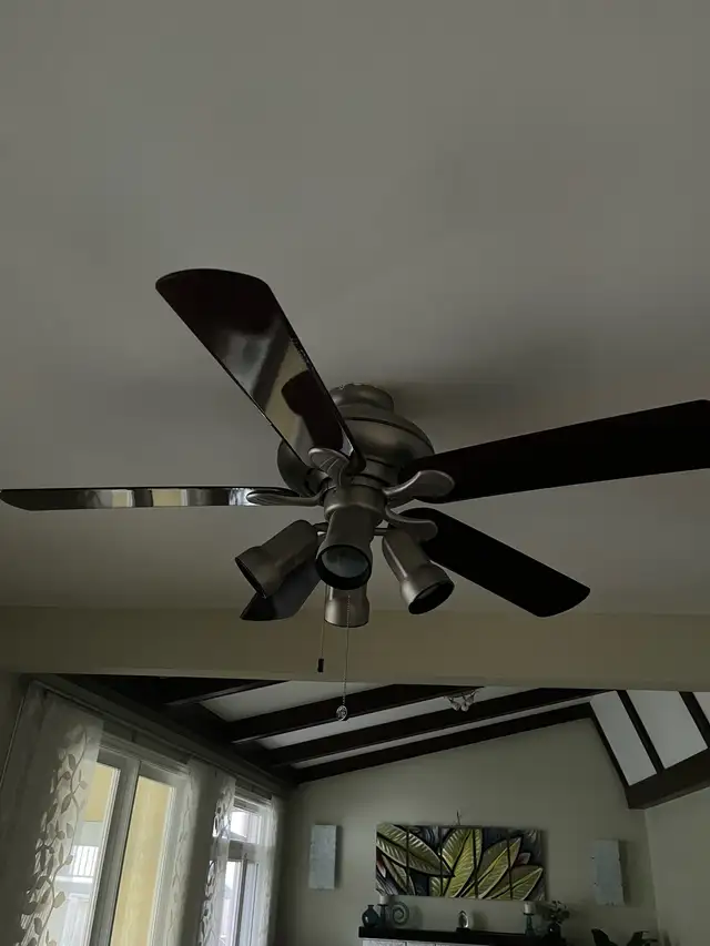  Ceiling fan in Indoor Lighting & Fans in Hamilton - Image 4