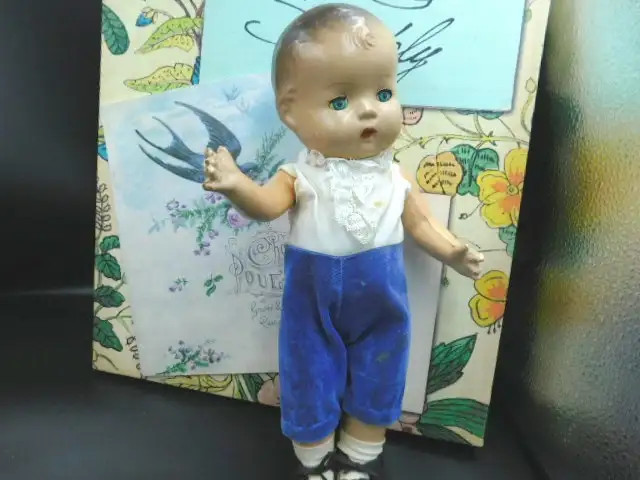 13" 1940S COMPOSITION BOY DOLL, BLUE VELVET SUIT, SHOES in Hobbies & Crafts in Lethbridge - Image 11