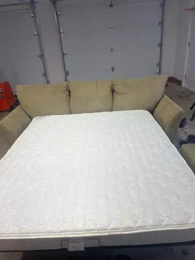 LaZ Boy Pull Out Couch , View more