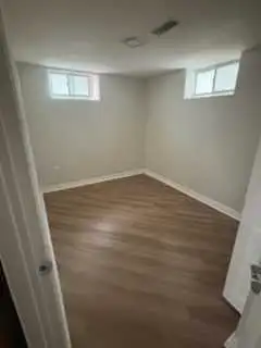 JUNE 1 2025 Beautiful clean room in chippewa niagara for June 1