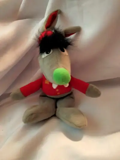 TYCO Benny Rabbit Wacky Plush 1997, View more