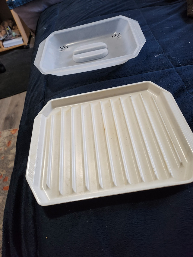 Microwaveable Bacon Tray in Other in Thunder Bay