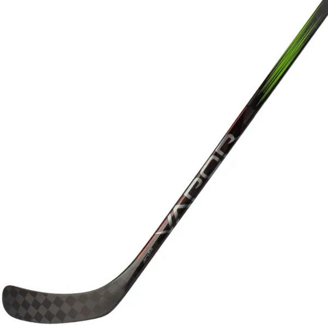 Hyperlite 2 Hockey Stick in Hockey in City of Toronto