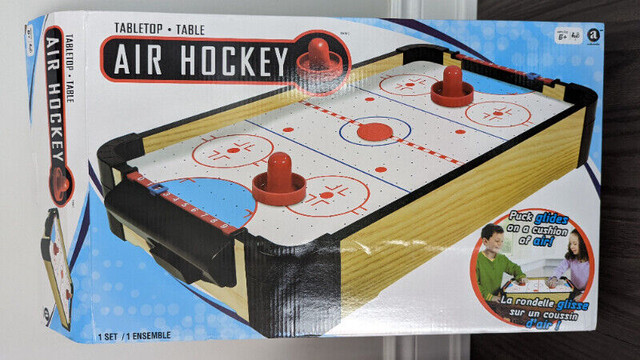 Kids Air Hockey table in Toys & Games in Markham / York Region - Image 2