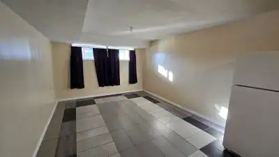 Clean and quiet two bedroom basement suite available immediately. Close to SAIT, UofC, and many more...