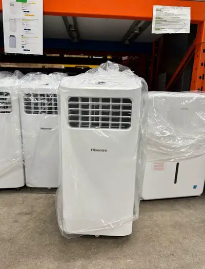 8,000 BTU 5,500 SACC Brand New Remote Control Exhaust Hose In a Box and With Window Kits
