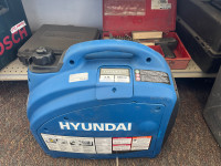 Hyundai 2200 W gas inverter generator 
