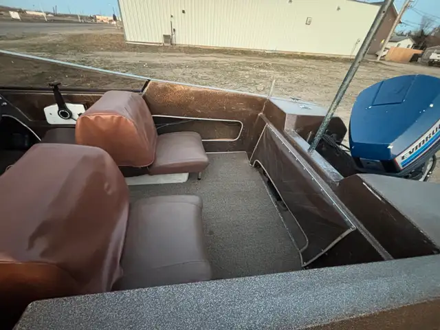 16’ Glascon Ski Boat w/ 140hp in Powerboats & Motorboats in Meadow Lake - Image 6