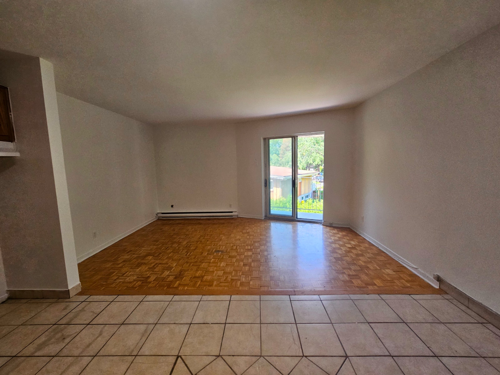 Location 4 1/2 — photo 3