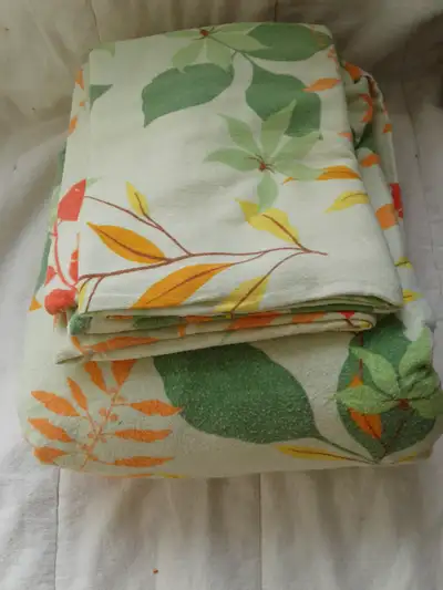 Linens  king size 100% cotton, View more