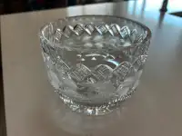 très beau bol décoratif en crystal Pinwheel