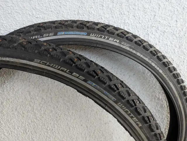 Schwalbe studded Marathon Winter tires - 26" x 1.75" in Frames & Parts in City of Montréal - Image 3