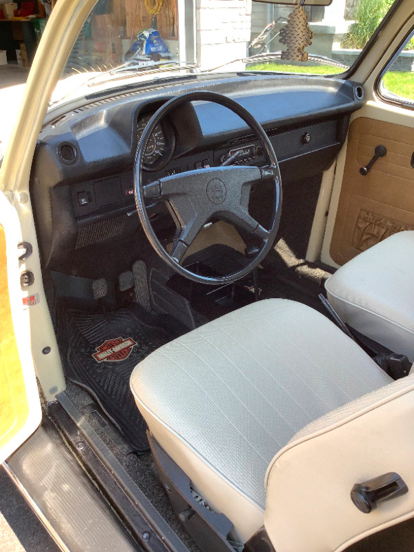 1973 VW super beetle 1.6 c.c. in Classic Cars in Brockville - Image 3