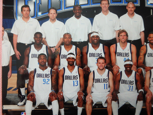 Dallas Mavericks 2010-11 Championship 10" x 8" Team Photo in Arts & Collectibles in Dartmouth - Image 2