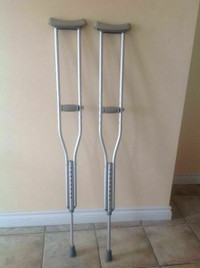 Crutches, adjustable aluminum, like new!