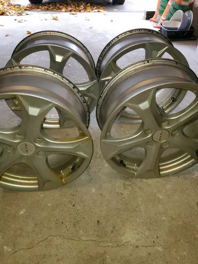 Selling a set of four 17 inch RTX alloy rims in silver. They're in good condition and ready to be pu...