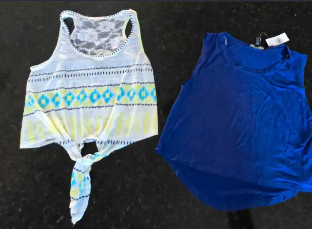 NWT Crop Ts and Tanks XS-S in Women's - Tops & Outerwear in Gatineau - Image 4