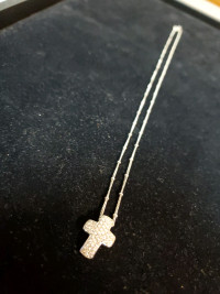 14k White Gold Chain And Diamond Cross Pendant 44cm Chain