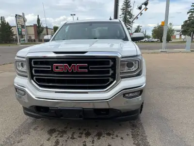 2016 GMC Sierra 1500, SLE, 4 Door Crew Cab 6 Foot Bed, 5.3L 8 Cyl Gas/ A, 4WD