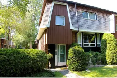 Big house, your roommates are quiet students or young professionals... looking for same. Washer/drye...