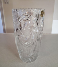 Gorgeous Belfor Handcut Czechoslovakian Crystal Vase, 24% Lead