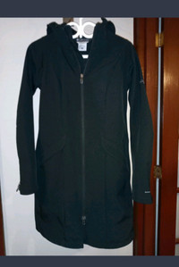 Manteau sport Columbia noir , grandeur médium,  neuf