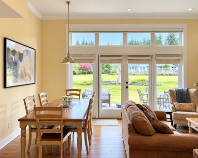 Looking for a peaceful place to call home on Vancouver Island this winter? Our bright and beautifull...