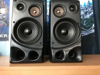 Enceintes acoustique 3 voies JVC modèle SP-MXS4BK, View more