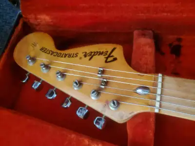 1974 Fender Stratocaster guitare vintage guitar...Échange, View more