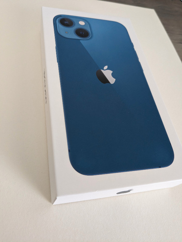 iPhone 13 - 128gb - Blue - Unlocked in Cell Phones in Oshawa / Durham Region - Image 4