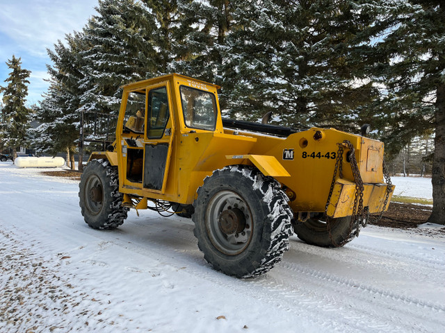 REDUCED!!!! Telehandler/ Zoomboom 8000lbs  in Heavy Equipment in Saskatoon - Image 4