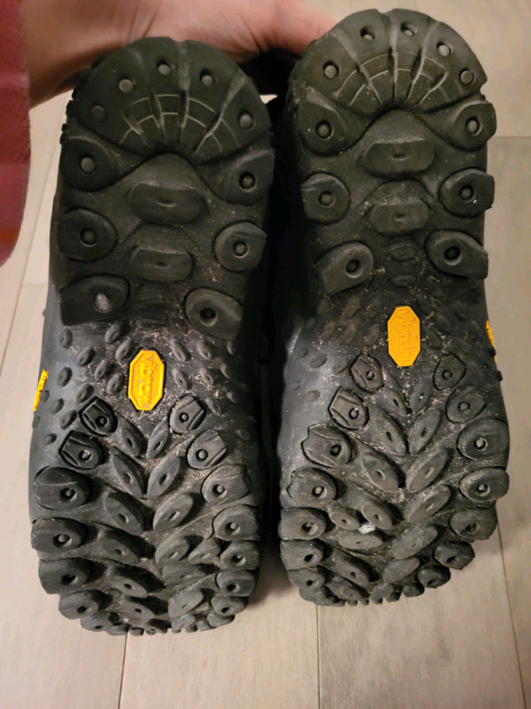 Bottes d'hiver Merrell grandeur 8 dans Chaussures pour hommes  à Laval/Rive Nord - Image 3