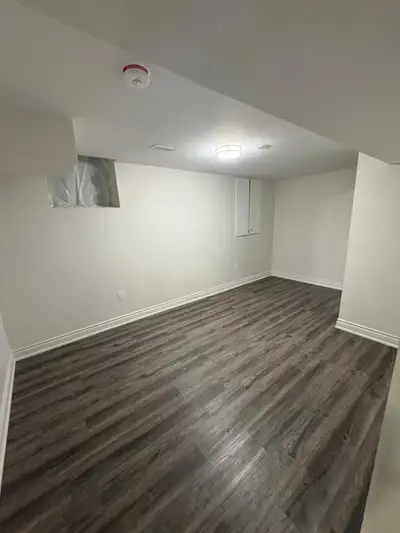 Basement for Rental Single-750 Couple or Both Girls - 100 including utilities plus wifi Only for Gir...