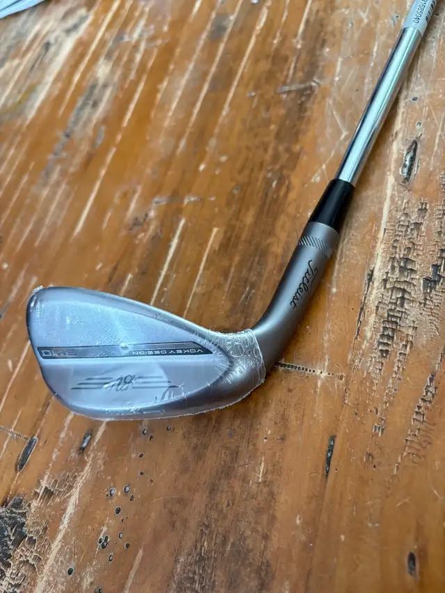 Titleist SM10 54’ wedge LH  in Golf in Oakville / Halton Region - Image 3