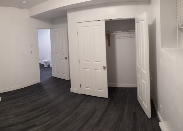 Private Room Legal Basement Suite Coquitlam in Room Rentals & Roommates in Burnaby/New Westminster - Image 2