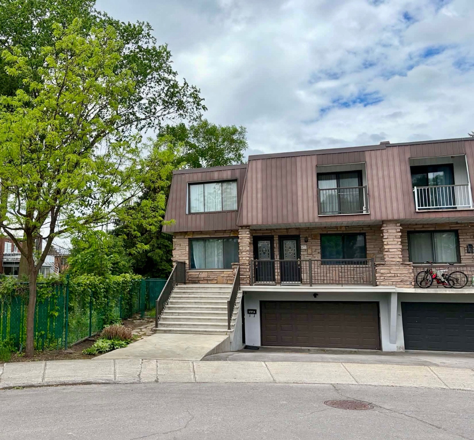 lower duplex cartierville — photo 1