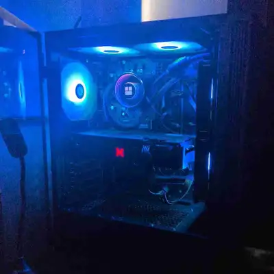 ❗PRICE NEGOTIABLE ❗ I5-11500 up to 4.4ghz 6 core 12 thread RX 590 8gb 32gb corsair ddr4 3200mhz 512g...