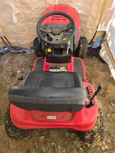 Like new only used a dozen times.