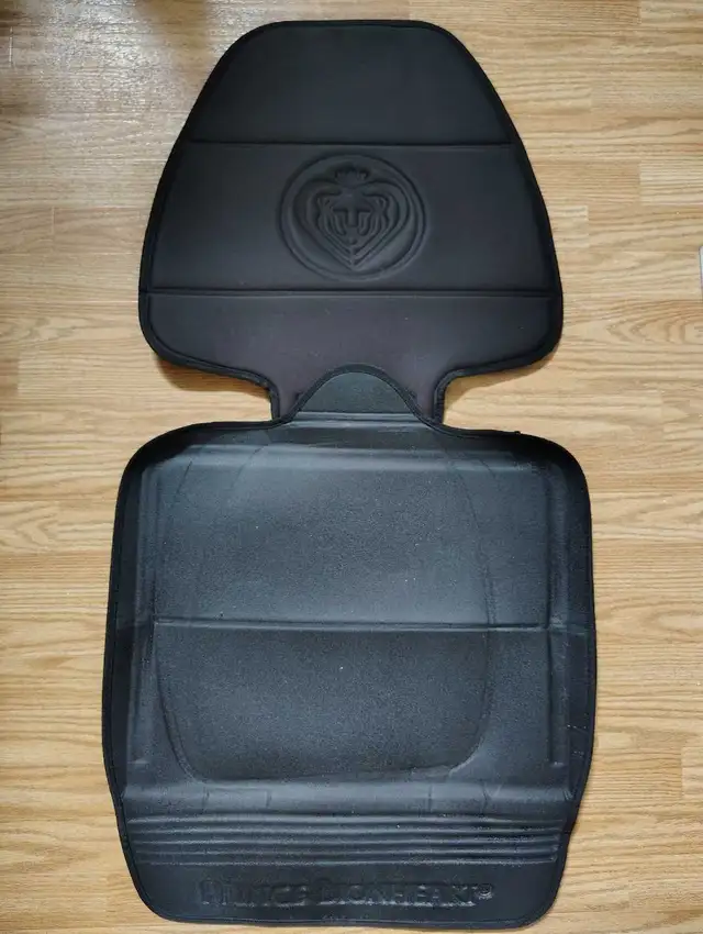 Seat Protector for Car Seat - Prince Lionheart in Strollers, Carriers & Car Seats in Edmonton - Image 6