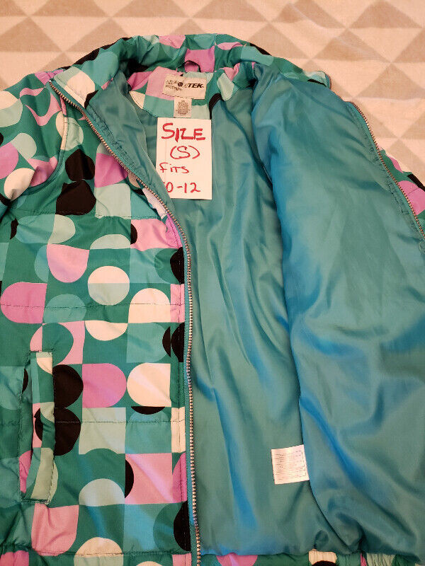 Jackets Ladies Small and Youth XL(14-16)- $13 (Lot 20A) in Ski in Trenton - Image 4