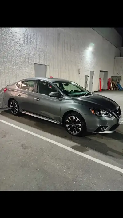 2016 Nissan Sentra MINT CONDITION (LIKE BRAND NEW) LOW KM!! Don’t miss out on this rare SR Trim whic...